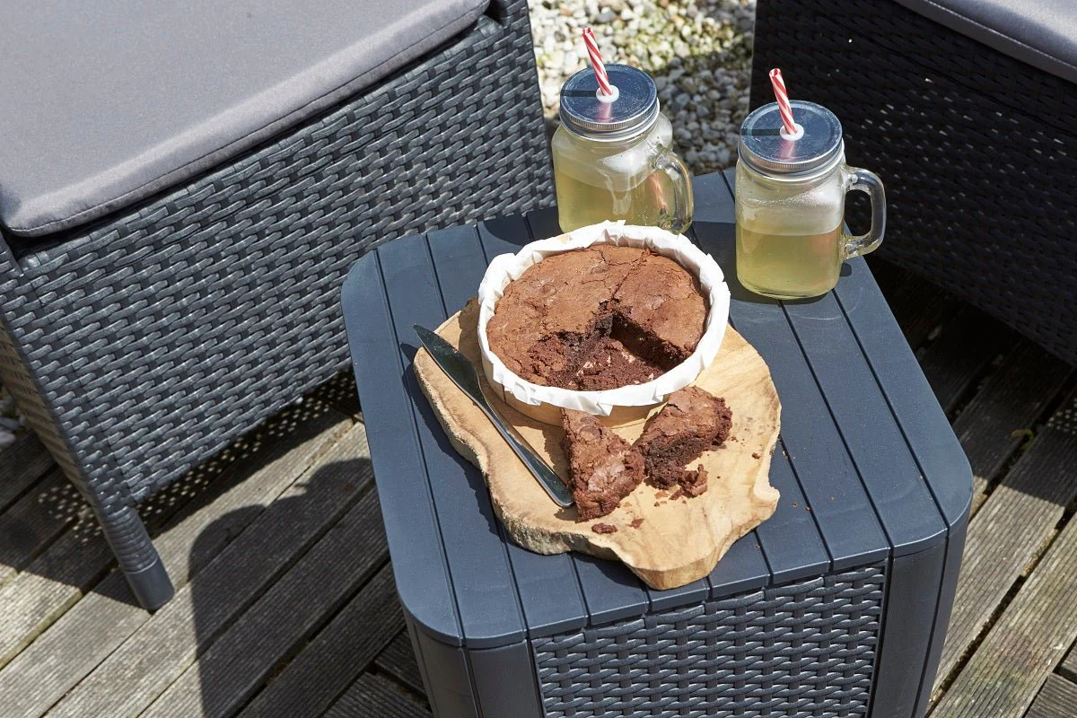 Keter Luzon - 44L Outdoor Storage Box - Image 4